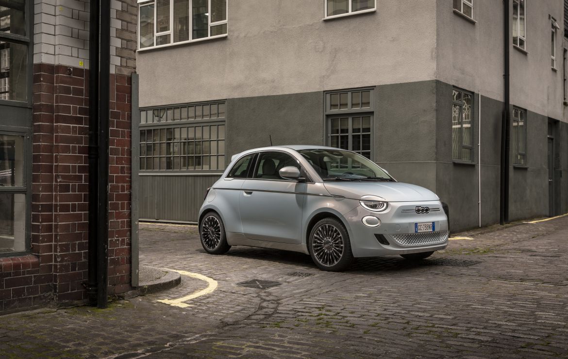 Водители электрокара Fiat будут получать криптовалюту